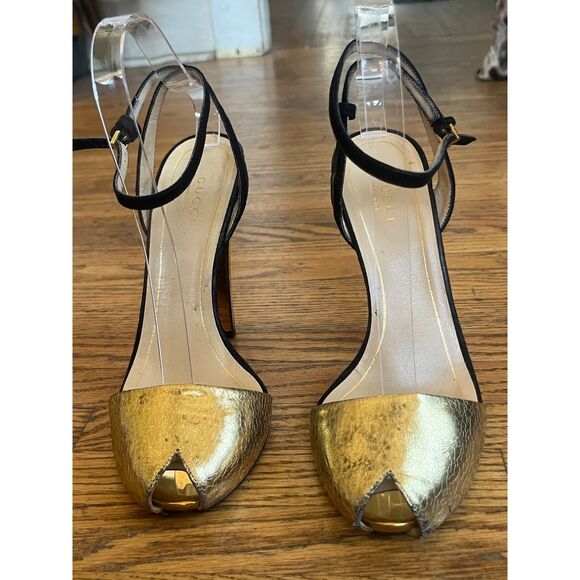 Gucci Gold Leather Peep Toe Heels Shoes  Women's Size EU 37 US 6.5 - Picture 4 of 11